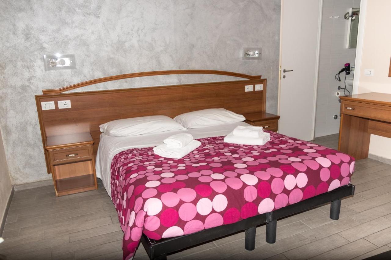 Hotel Parri Silton Roma Exterior foto